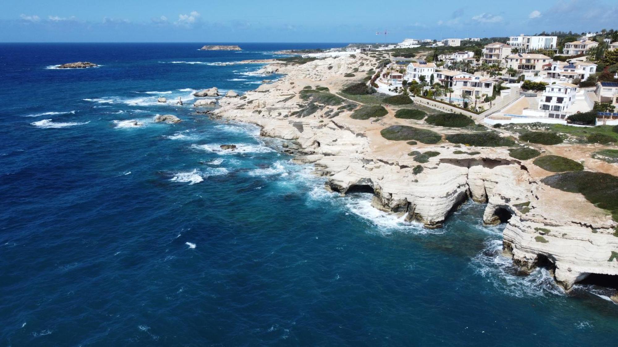 Eden Blue-Horizon 1B, Paphos, Sea View, Pool Apartman Konia Kültér fotó