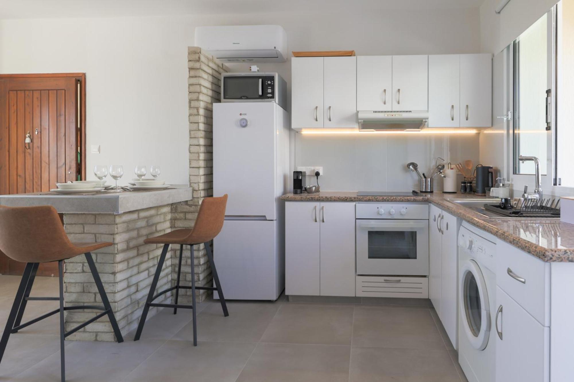 Eden Blue-Horizon 1B, Paphos, Sea View, Pool Apartman Konia Kültér fotó