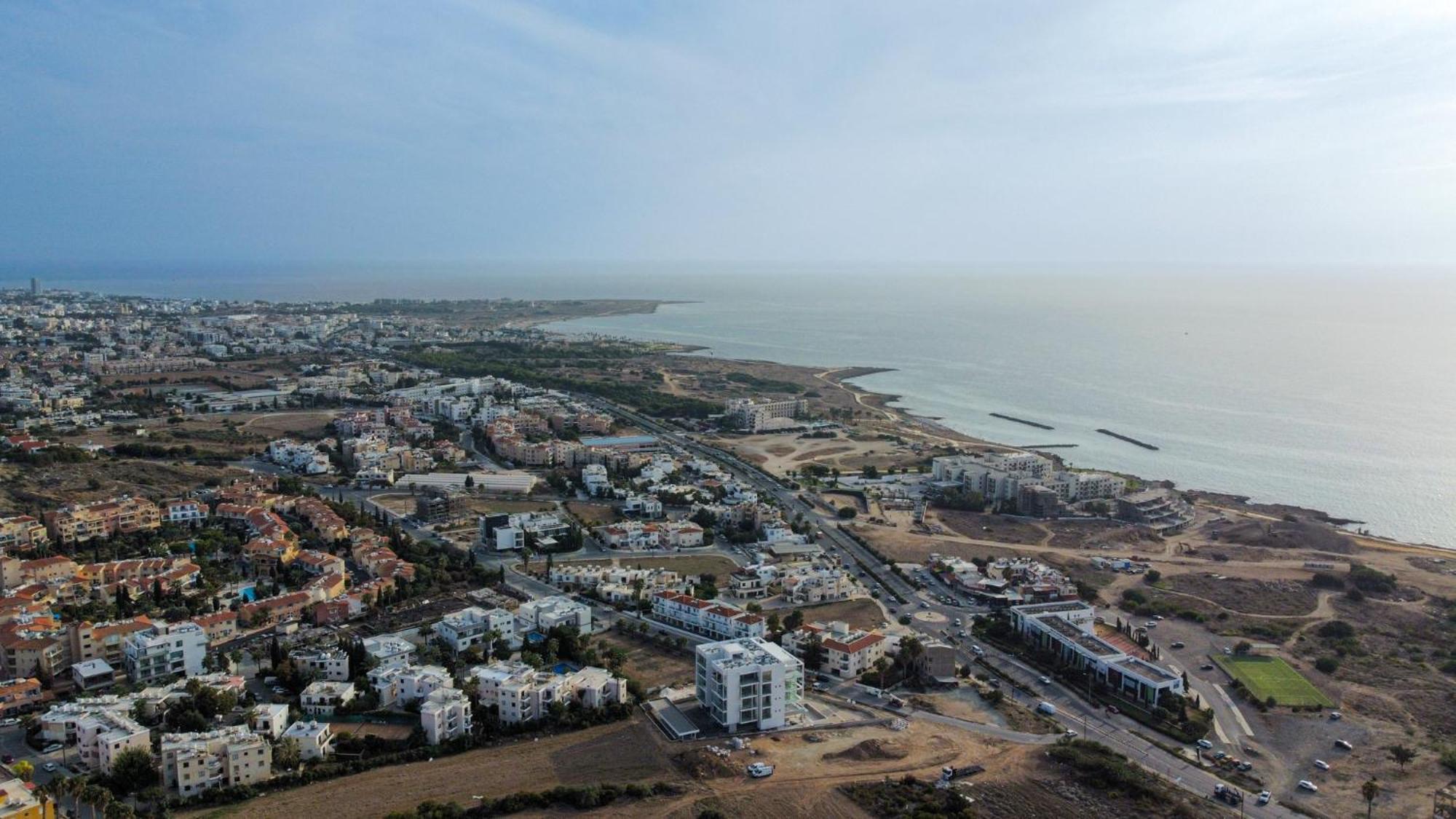 Eden Blue-Horizon 1B, Paphos, Sea View, Pool Apartman Konia Kültér fotó